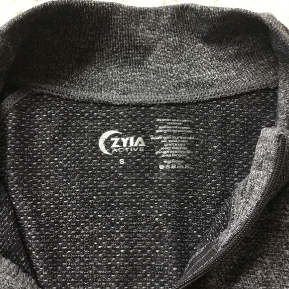 EUC Fog Performance 1/4 Zip Zyia Active - Picture 4 of 5